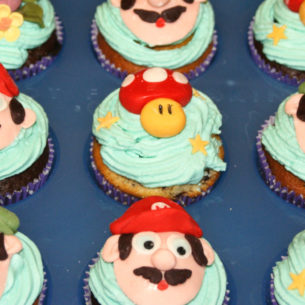 Muffin "Mario", fiori e funghi 7